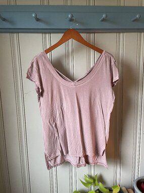 AEO Soft & Sexy Pink Scoop Neck Tee Relaxed Fit Small